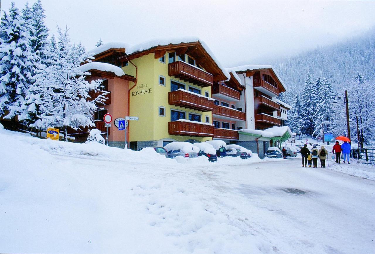 Hotel Bonapace ***S Madonna di Campiglio Exterior photo